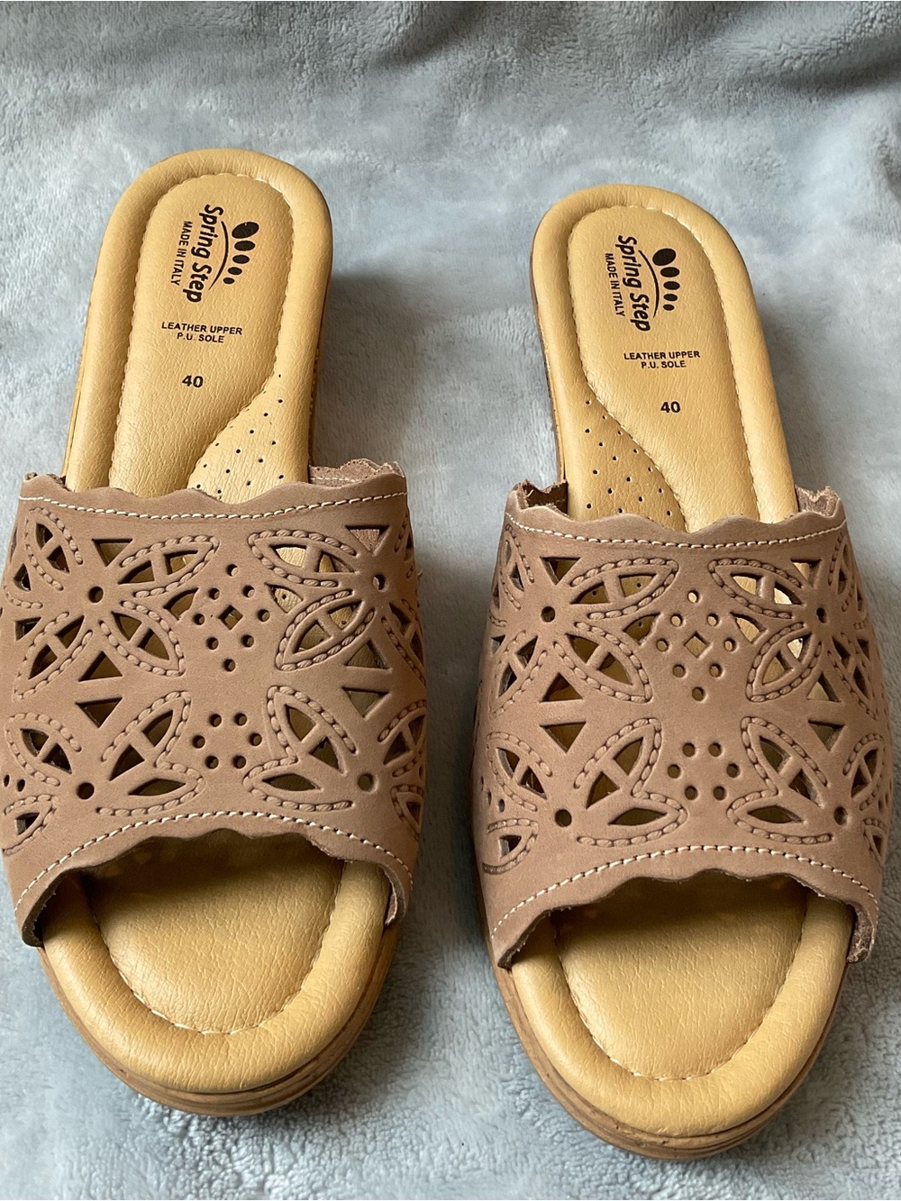 NWOT Spring Step Estella Wedge